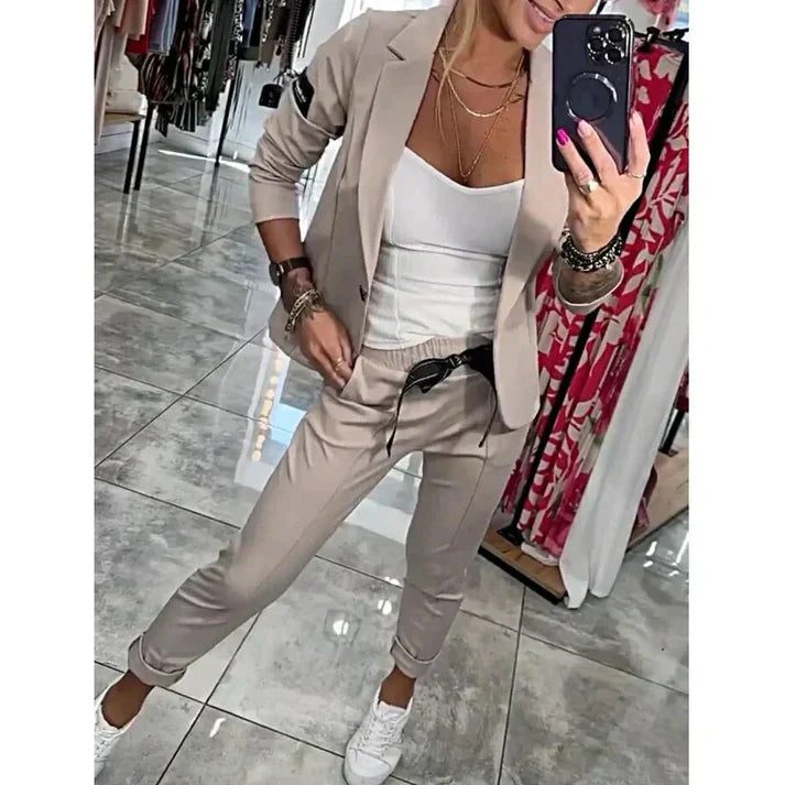 Zaluva™ | Måttsytt Set med Mjuk Blazer och Lätta Joggingbyxor