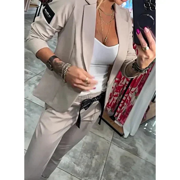 Zaluva™ | Måttsytt Set med Mjuk Blazer och Lätta Joggingbyxor