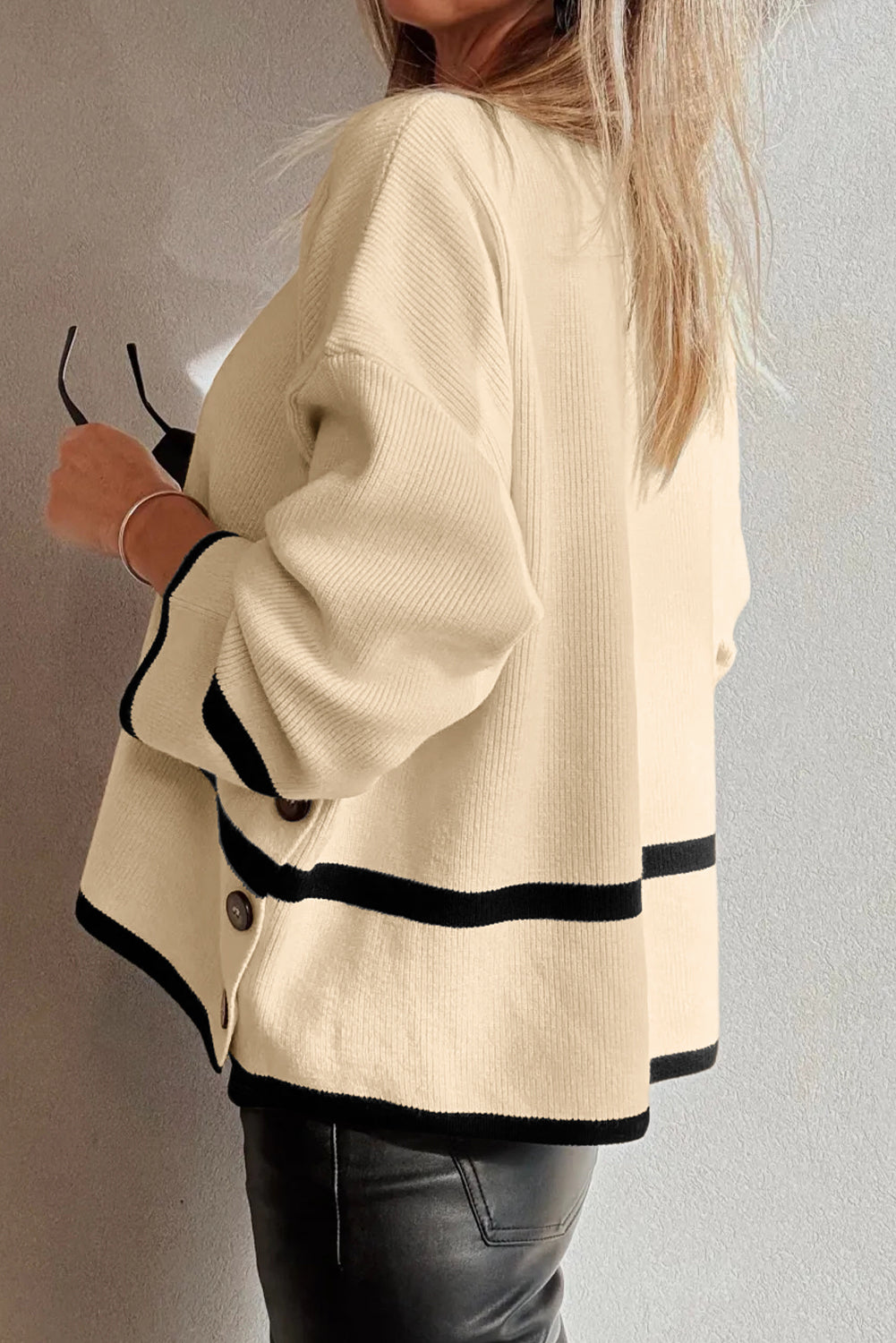 Zaluva™ | Beige Randig Stickad Tröja