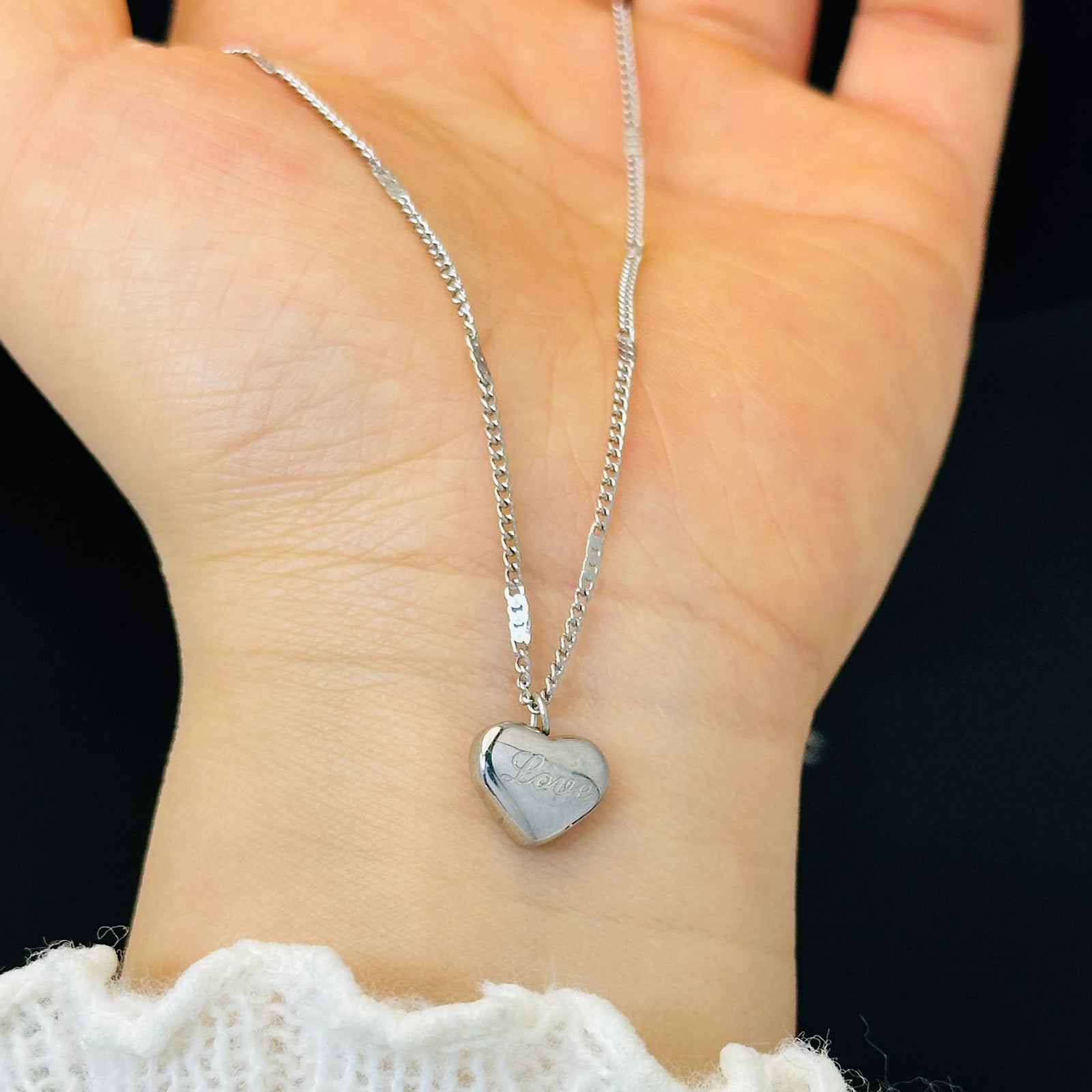Zaluva | Evigt Hjärt Halsband