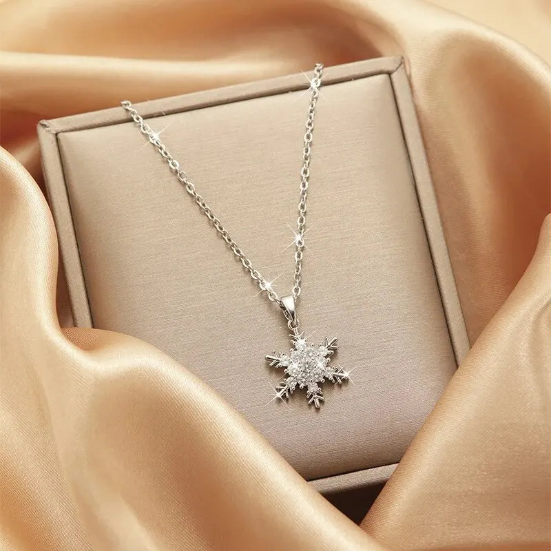 Zaluva | Blad & Snö Halsband