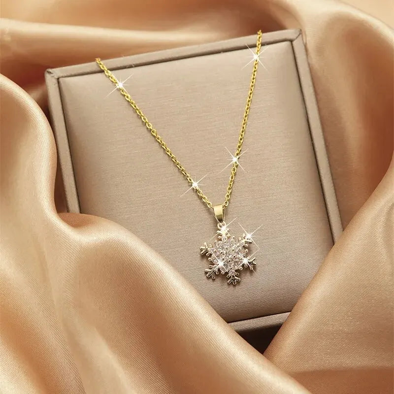 Zaluva | Blad & Snö Halsband
