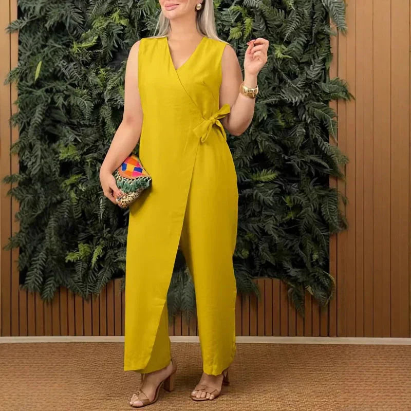 Zaluva™ | Elegant V-ringad jumpsuit