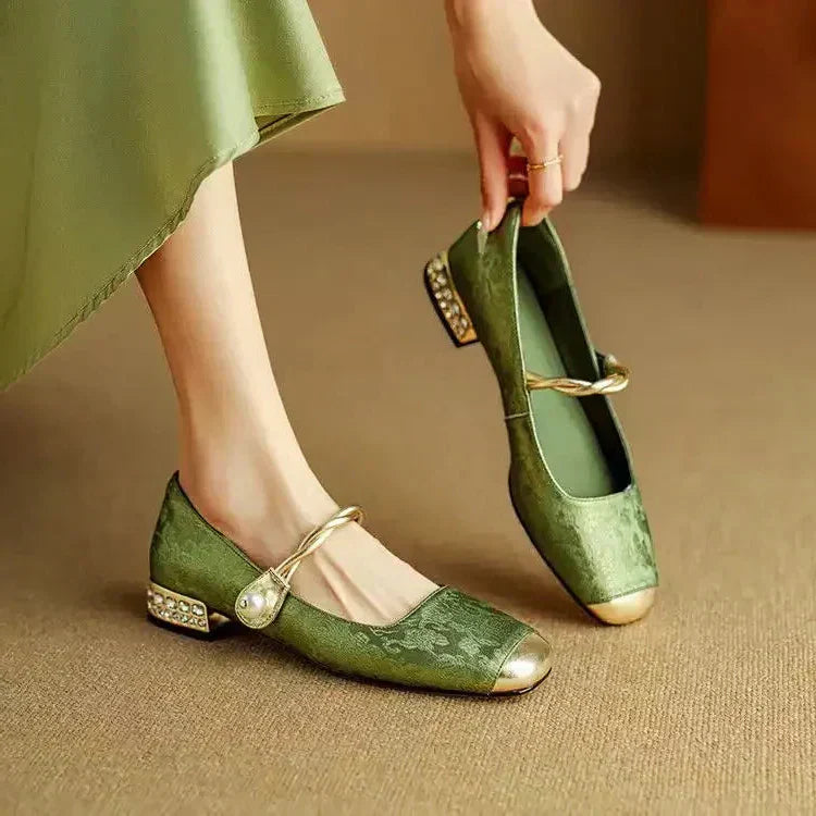 Mary Janes™ | Elegant flats with refined detailing