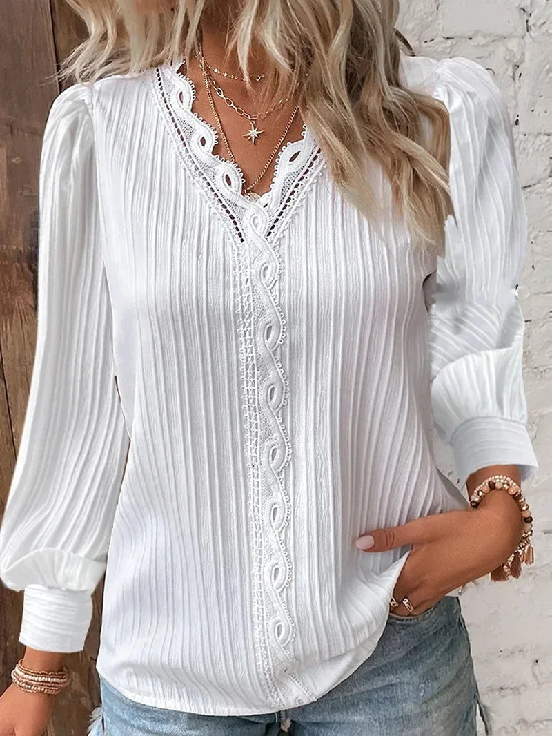 Zaluva™ | Selvie – Blus med spetskant och veck