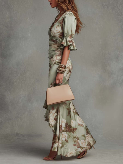 Anastasia | Abito lungo asimmetrico in satin verde