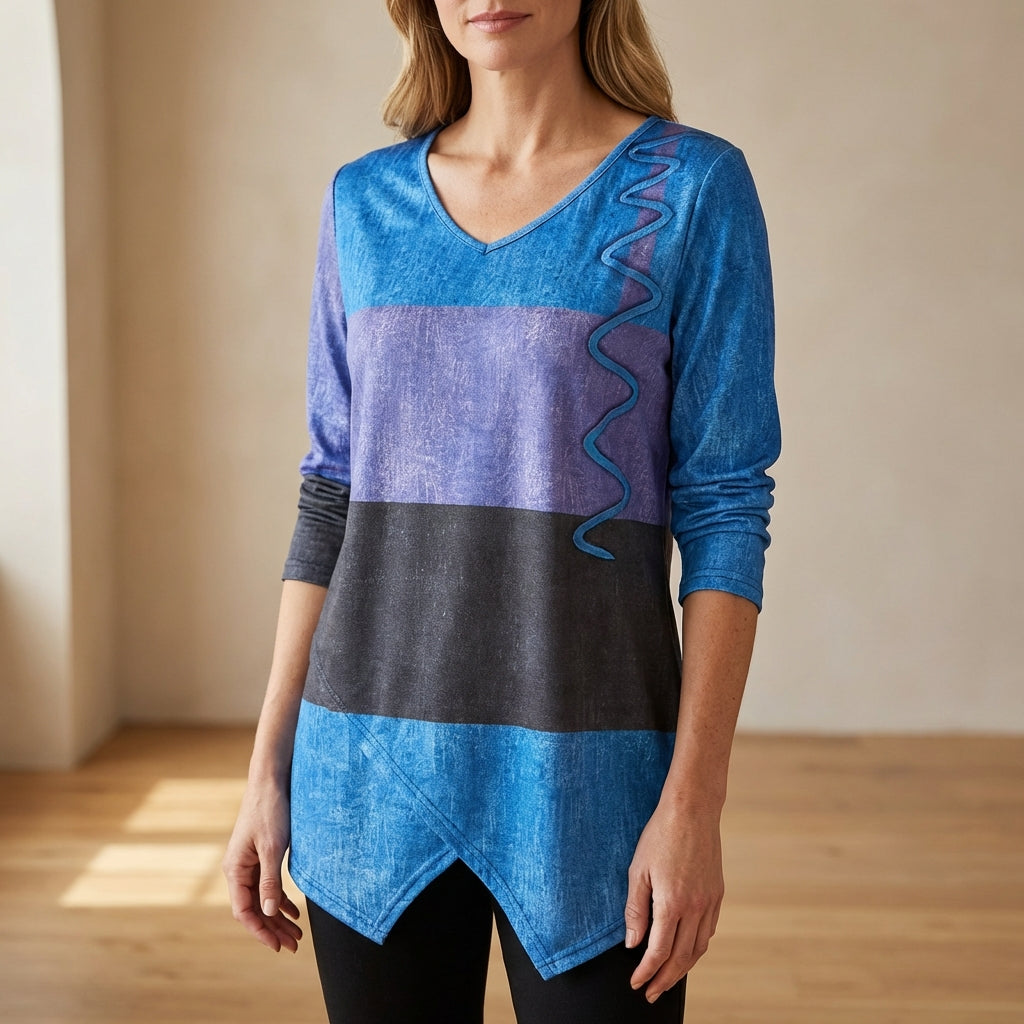 Elayne | Flattering V-neck everyday blouse